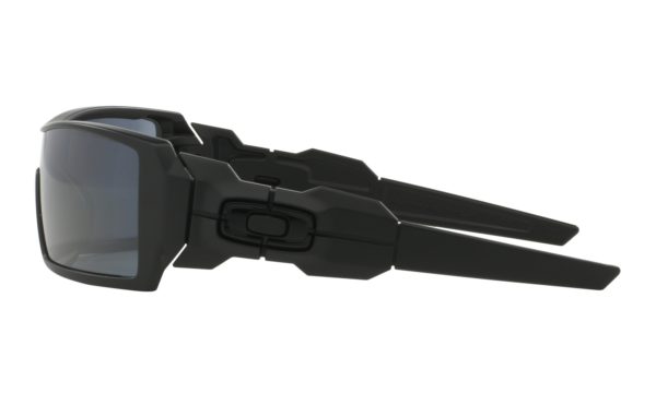 Oakley Oil Rig Sunglasses - Matte Black with Black Irid Lens - Image 3