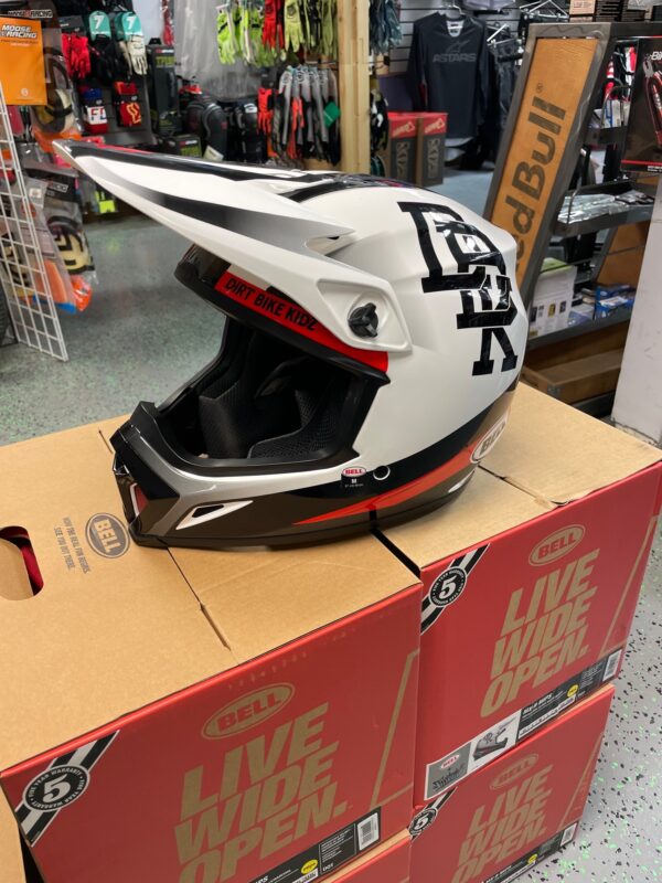 Bell MX-9 MIPS Adult Mx Helmet - Twitch DBK Blk/Wh